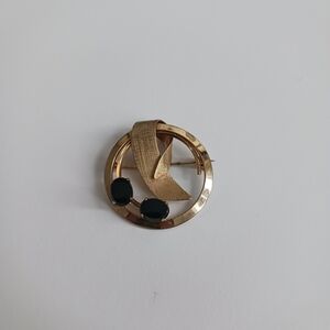 Vintage Art Deco Gold and Black Brooch